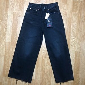 Womens levis premium high water wide leg size 27 black denim Big E pants jeans